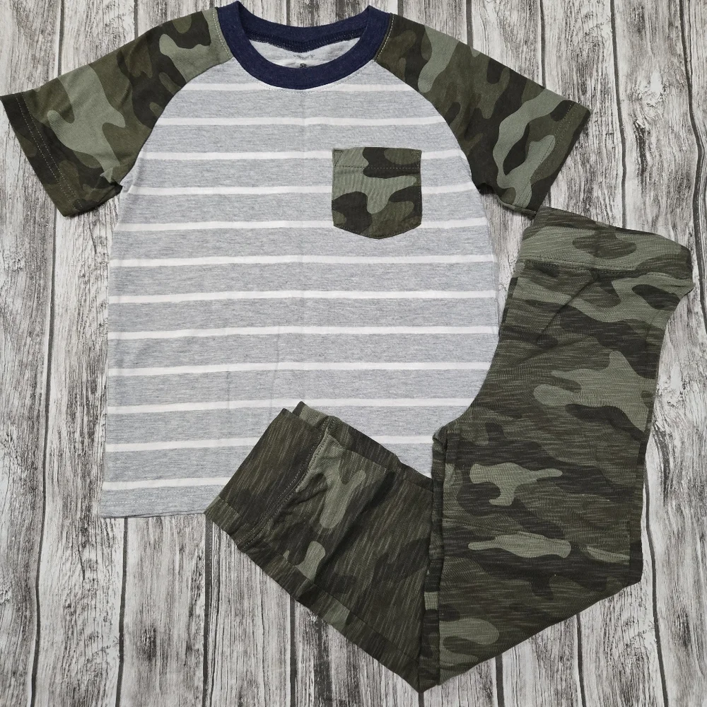 Carters grey and green camo outfit